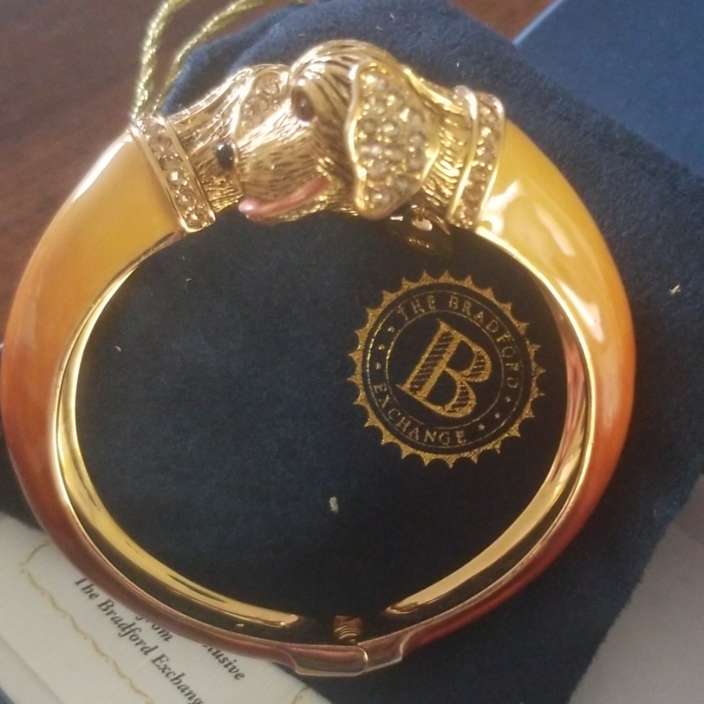 Spring bracelet for dog lovers